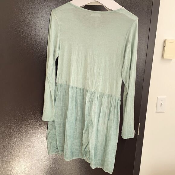 New Beautiful Italian Dress - Picture 4 of 4